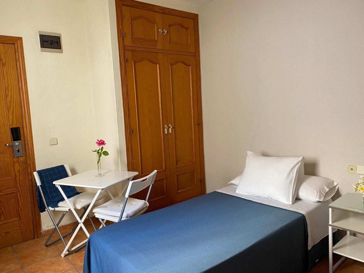 Hostal Moscatel Málaga Eksteriør billede